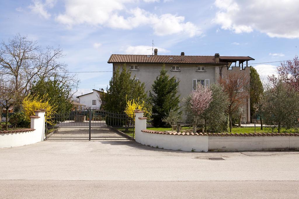 Torretta D'Assisi Acomodação com café da manhã Tordandrea Exterior foto